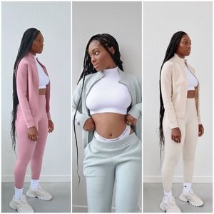 NWT 2xl NWT 2 PIECE JOGGER/YOGA SET PISTACHIO